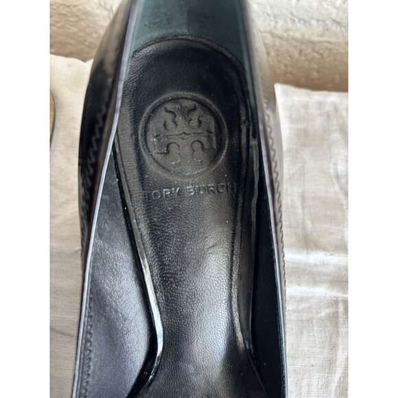 TORY BURCH Amy black patent logo detail low heel pumps shoes size 8 - Picture 8 of 9